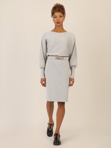 APART Knitted dress in Grey