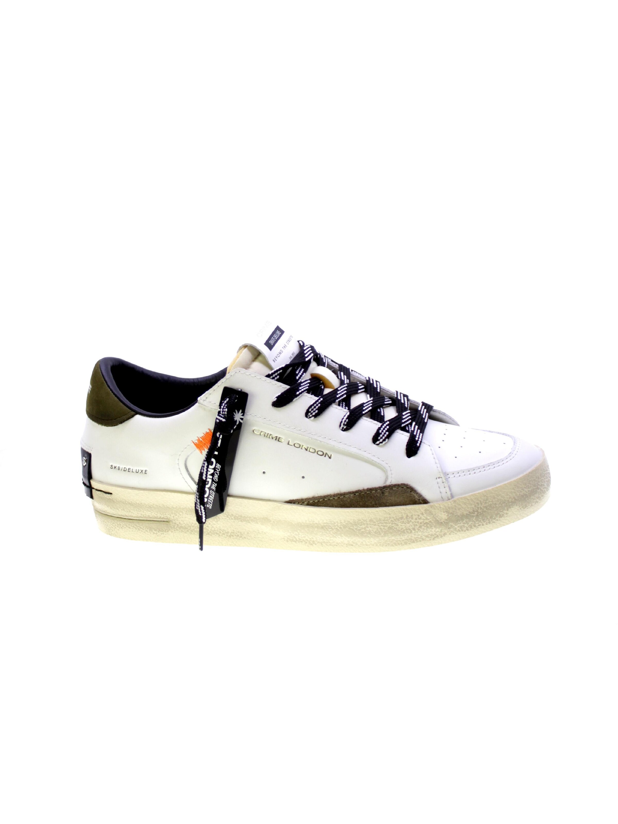 Scarpa sportiva di Crime London in bianco: frontale