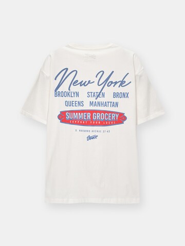 T-Shirt 'SUMMER GROCERY' Pull&Bear en blanc