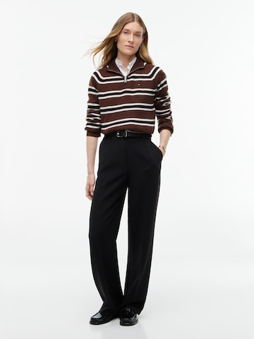 TOMMY HILFIGER Pullover in Braun