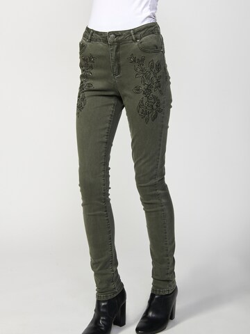 KOROSHI Slimfit Jeans in Grün
