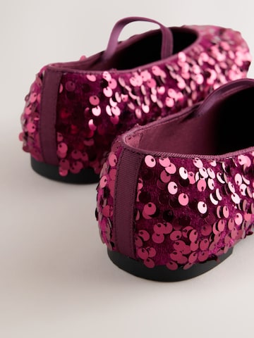 Next - Bailarina en lila