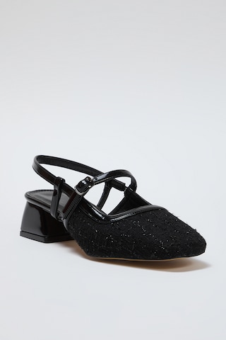 Trendyol - Zapatos destalonado en negro