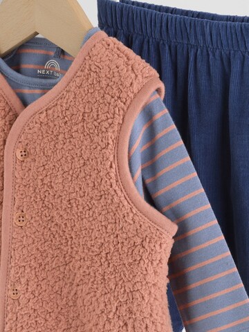 Next - Conjuntos em azul