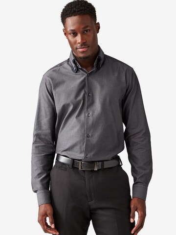 Next - Ajuste regular Camisa en gris: frente