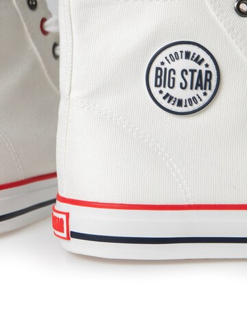 BIG STAR High-Top Sneakers in White