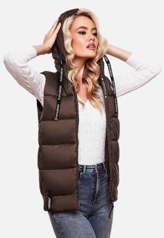 Gilet 'Kassidy' di NAVAHOO in marrone