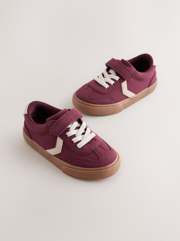 Sneaker di Next in rosso