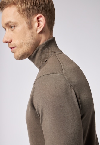 Pull-over ROY ROBSON en marron