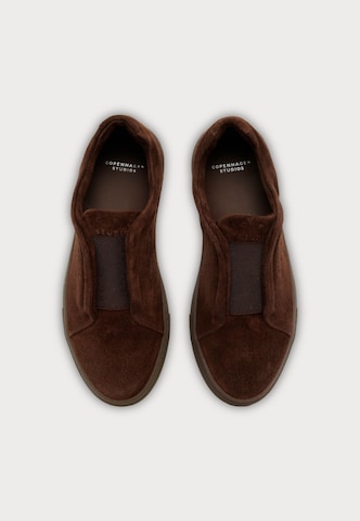 Copenhagen Studios - Zapatillas sin cordones '124' en marrón