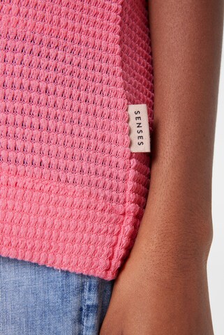 SENSES.THE LABEL Sweater in Pink