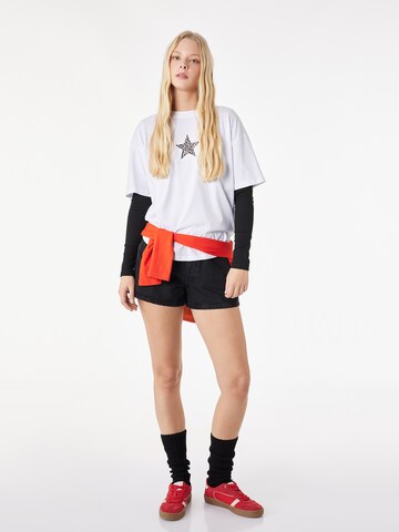 Koton Regular Jeans in Black: front