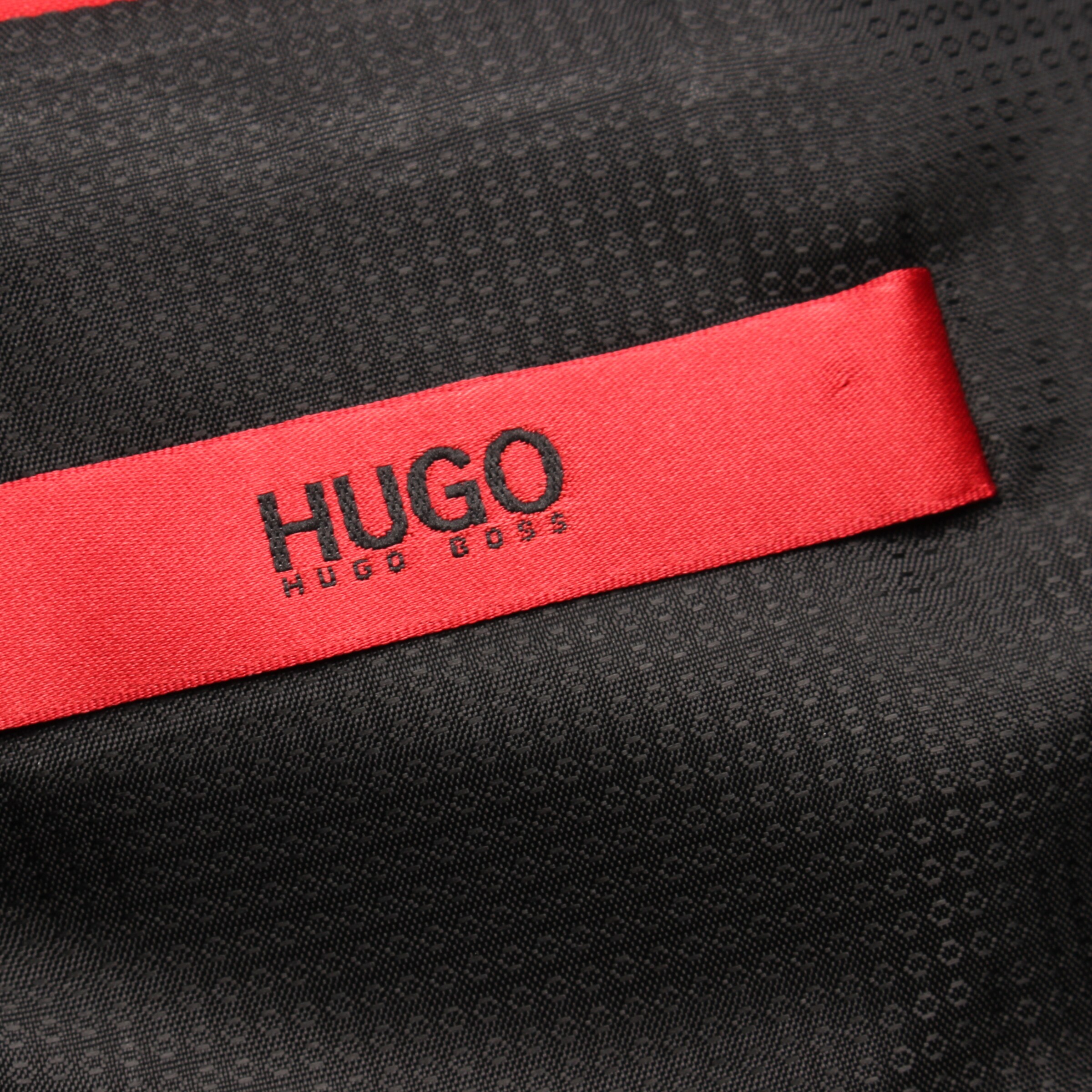 HUGO Suit in M in Grey