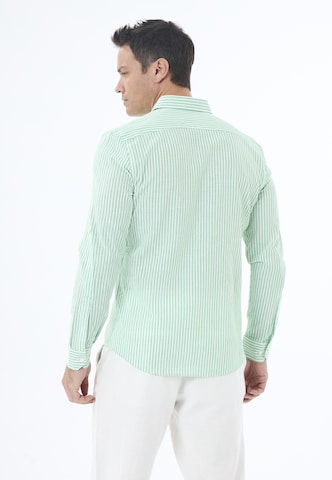 Coupe regular Chemise Jimmy Sanders en vert