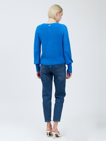 Influencer Strickjacke in Blau
