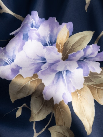 Momenti Per Me - Bata para casa 'Always Win' en azul