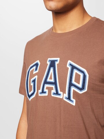 GAP Regular fit T-shirt 'BAS' i brun