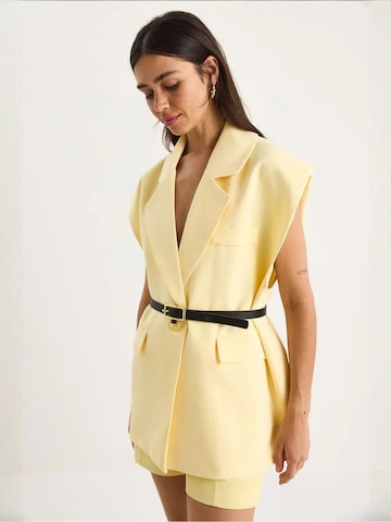 Gilet da completo di Bianco Lucci in giallo