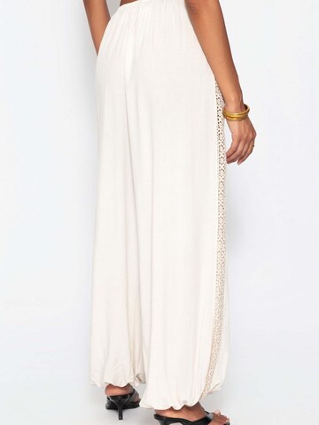 SASSYCLASSY Barrel Byxa i beige
