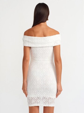 Dilvin - Vestido em branco