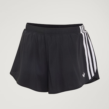 Loosefit Pantaloni sportivi di ADIDAS PERFORMANCE in nero