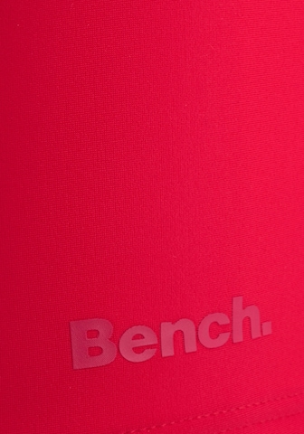 BENCH Boxerbadehose mit Außenkordel in Rot