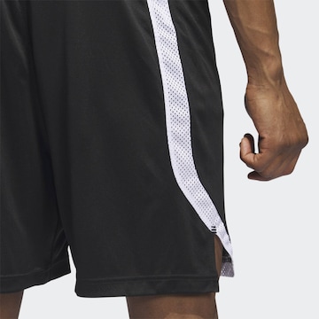 regular Pantaloni sportivi 'Icon Squad' di ADIDAS SPORTSWEAR in nero