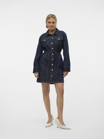 Robe-chemise VERO MODA en gris