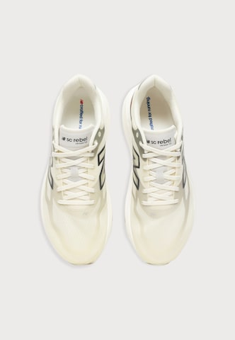 new balance - Calzado deportivo 'Rebel' en beige