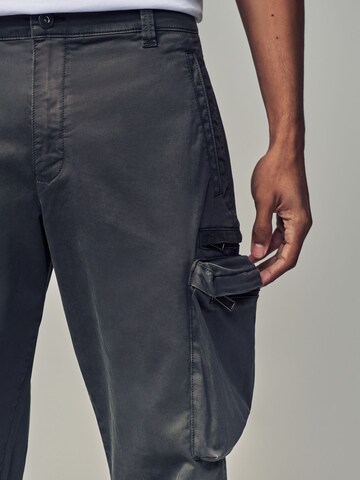 Next Loosefit Cargobyxa 'Utility' i grå