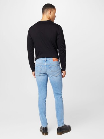 Tapered Jeans 'YENNOX' di DIESEL in blu