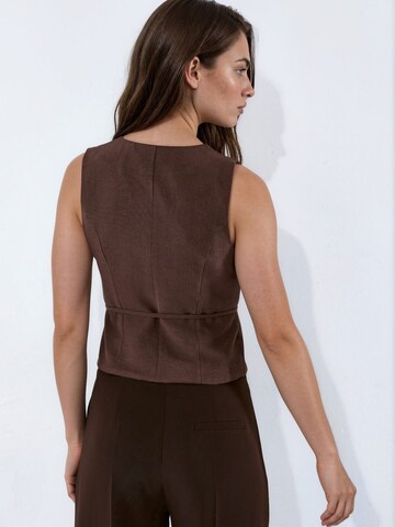 Hiccup Vest, värv pruun