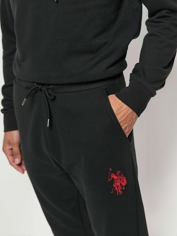 U.S. POLO ASSN. Regular Pants ' UMDion ' in Black