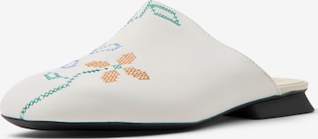 Chaussure basse 'Casi Myra Twins' CAMPER en blanc : devant