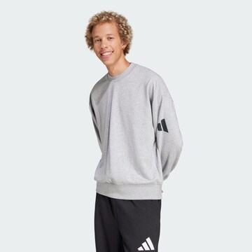 ADIDAS SPORTSWEAR Спортивный свитшот 'Essentials' в Серый: спереди