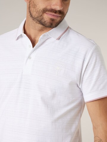 T-Shirt 'REVOLTIX ' Deeluxe en blanc