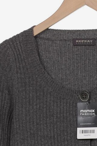 REPEAT Sweater & Cardigan in S in Grey