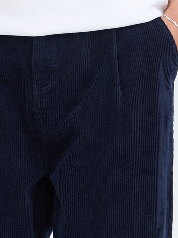 !Solid Loosefit Chino 'SDEthan-Nam Tapered' in Blauw