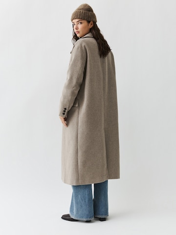 Pull&Bear Płaszcz przejściowy w kolorze szary