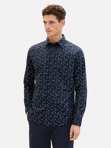 Coupe regular Chemise TOM TAILOR en bleu : devant