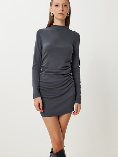 Happiness İstanbul Robe en anthracite, Vue avec produit