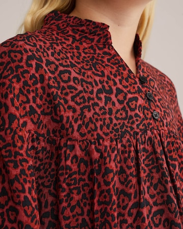 WE Fashion Dress in Red