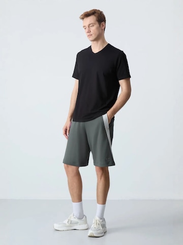 Regular Pantalon Tommy Life en gris