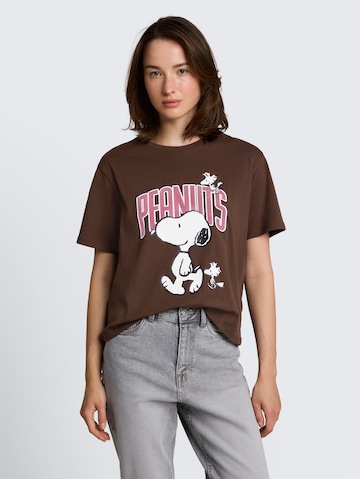 Tricou 'Peanuts' de la TOM TAILOR DENIM pe maro: față