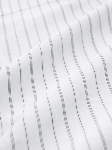 Coupe regular Chemise Next en blanc