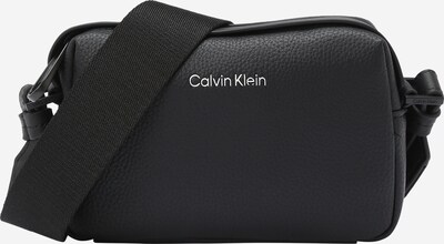 Calvin Klein Sac à bandoulière 'Must' en noir / argent, Vue avec produit