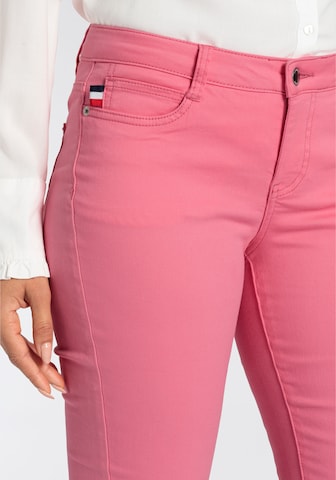 HECHTER PARIS Skinny Pants in Pink