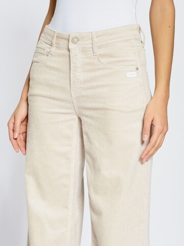 Gang Regular Hose '94AMELIE WIDE' in Weiß