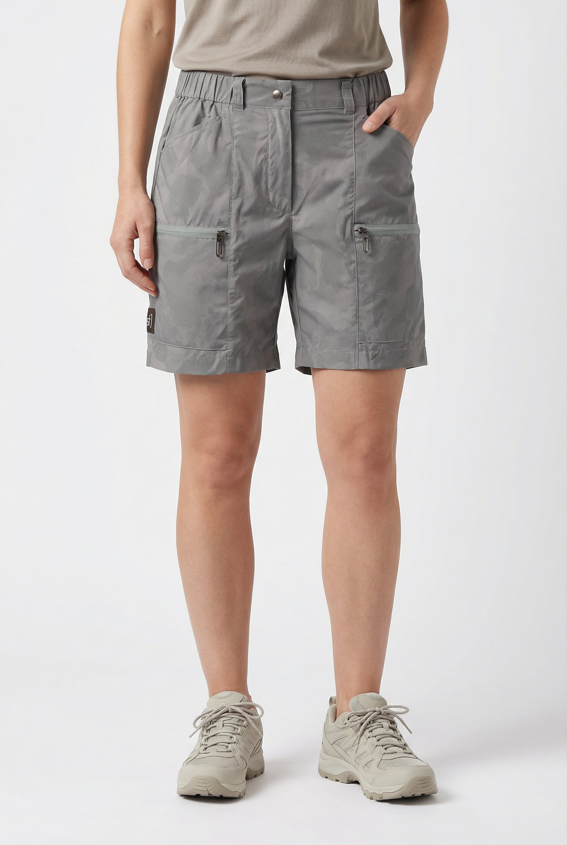 CMP Loosefit Cargohose in Grau: Vorderseite