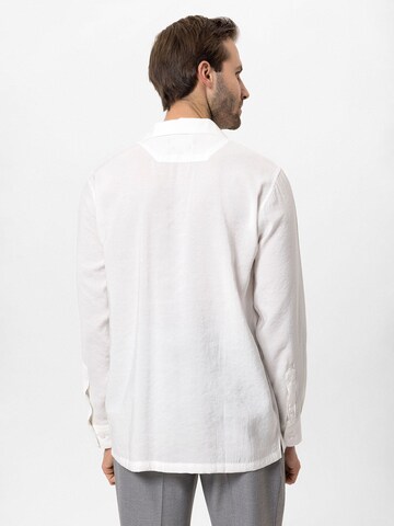 Antioch Regular fit Skjorta i vit